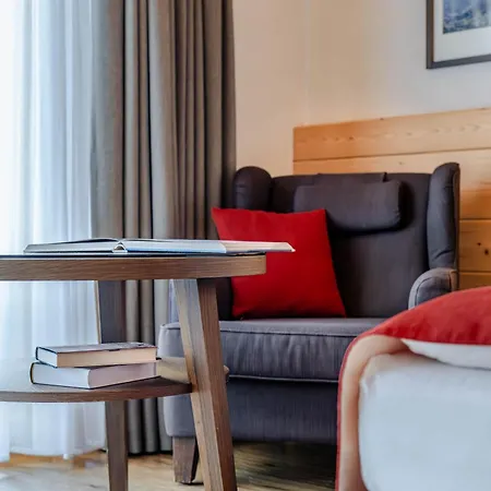 Spitzhorn Superieur Otel 3*