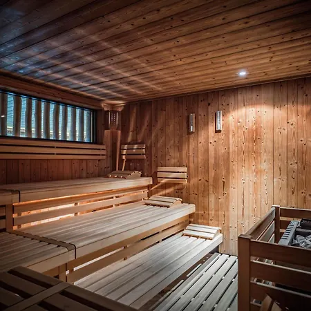 Spitzhorn Superieur Hotel 3*