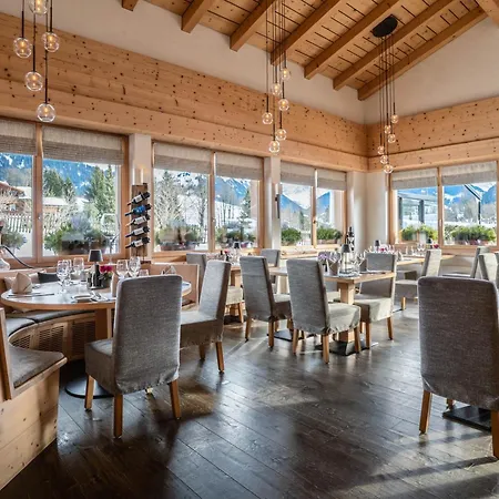 Spitzhorn Superieur Hotel 3*